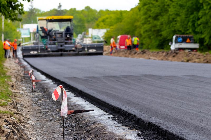 Asphalt Cutting